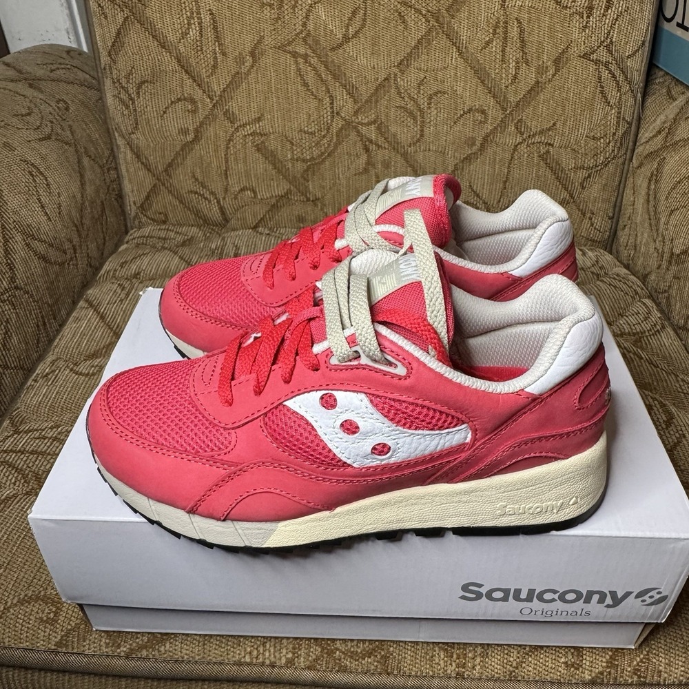 Saucony Shadow 6000 Red/White Women's 7‎ Brand New